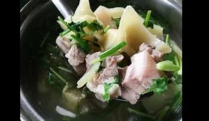 Pickle Cabbage With Shredded Pork Noodle Soup