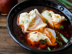 Sichuan Wonton Soup