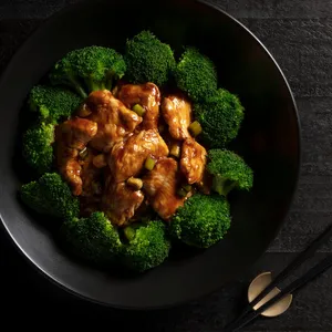 GF Ginger Chicken With Broccoli