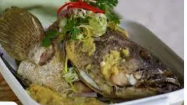 Sauteed Fish Head With Ginger And Scallion