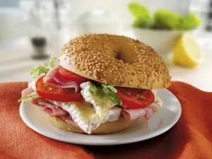 Bagel Sandwich With Brie Cheese & Tomato