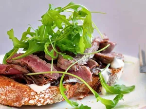 Hot Open Prime Sirloin Of Beef Sandwich