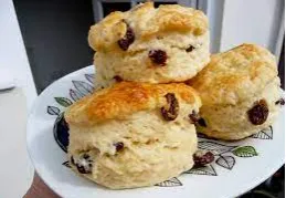 Buttermilk Raisin Scone