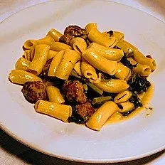 Rigatoni cime di rapa e salsiccia