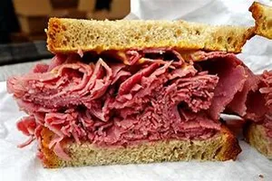 Lean Corned Beef Sandwich