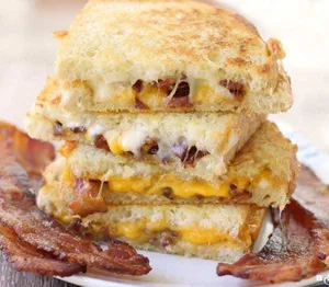 Grilled Cheese Sandwich With Bacon