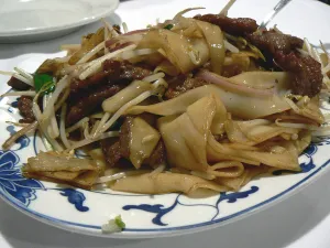 Beef Chow Fun Party Tray