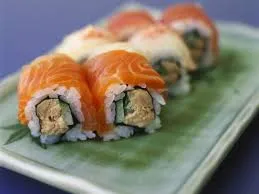 Salmon Cucumber Roll