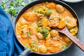 Veg. Chicken with Mixed Vegetables in Curry Sauce