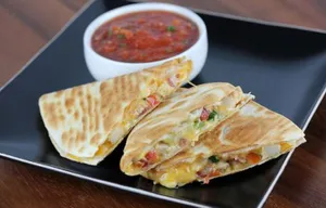 Quesadilla Enorme