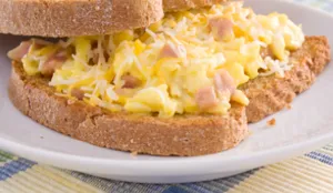 Western Omelet Sandwich