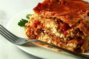 Lasagna w. Meat Sauce