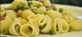 Penne Prosciutto e Piselli