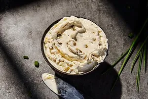 Chive and Onion Cream Cheese Tub