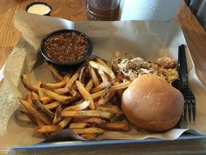 BBQ Pulled Chicken Platter