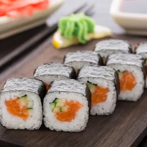 Salmon Roll