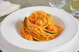 Spaghetti con Gamberi E Zucchine