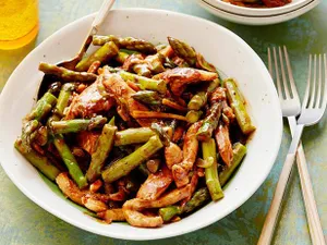 Sliced Chicken with Asparagus 蘆筍雞片