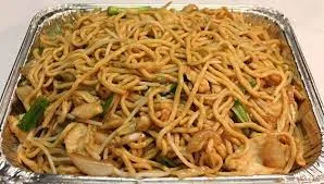 Chicken Lo Mein Party Tray