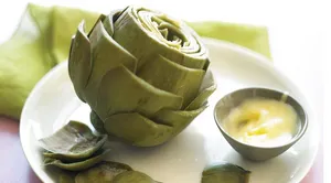 STEAMED WHOLE ARTICHOKE