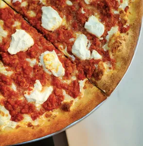 Artistic Pizza's Meatball Ricotta Pizza