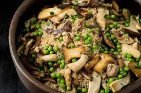 King Mushroom with Pea Pot Leaves