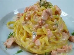 Fettucine con Salmone