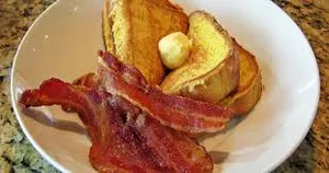 French Toast With Turkey Bacon