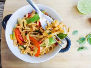 Pad Kee Mao (Basil Noodle) Lunch