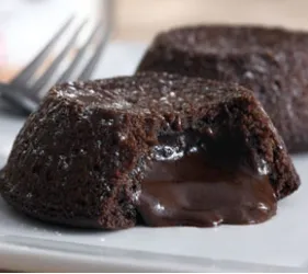 Chocolate Lava Crunch Cakes