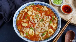 Pan Fried Egg With Tomato Noodle Soup