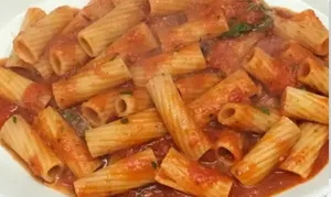 Pasta with Marinara Sauce