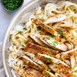 Alfredo Chicken Pasta