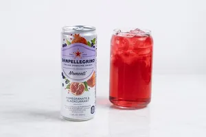 San Pellegrino Momenti Pomegranate & Blackcurrant 330ml