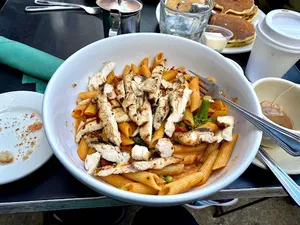 Penne With Grilled Chicken