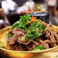 SUKIYAKI (Beef ramen, chicken broth)