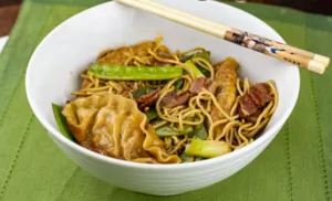 Noodles with Pan Fried Dumpling