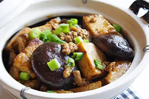 Bean Curd with Black Mushrooms