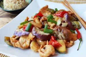 Sliced Chicken with Eggplant in Garlic Sauce