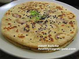 Onion Kulcha (Tandoor)