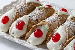 Small Sicilian Cannoli