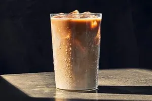 Iced Caffe Latte