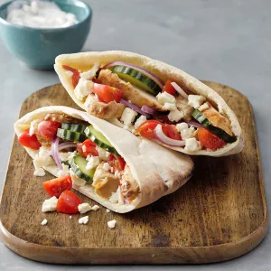 GRILLED CHICKEN PITA WRAP