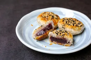 Red Bean Puffs 豆沙酥饼4