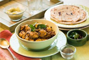 Pahadi Chicken Curry with Roti/Rice/Paratha