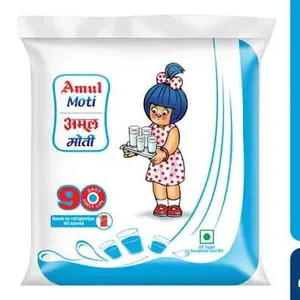Amul Moti Homogenized Toned Milk, 450 Ml Pouch