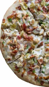Large Alfredo Chicken Pizza