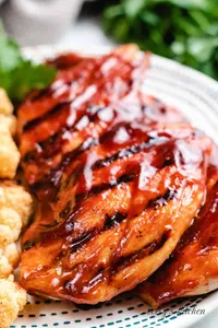 10pc BBQ Chicken And Chips With Ketchup