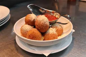 Mac N Cheese Bites