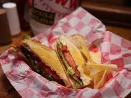 Bologna Sandwich (Basket)
